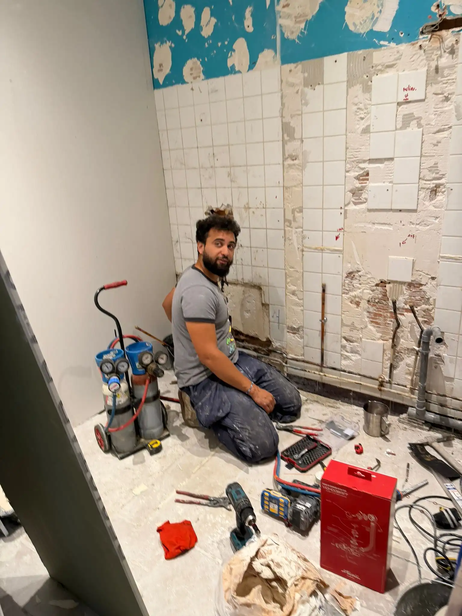Rénovation complète salle de bain — étape 2